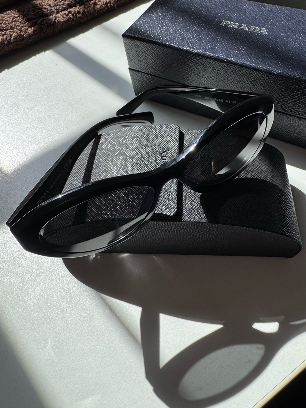 Prada Black Sunglasses with original box and glasses container - Picture 4 of 7